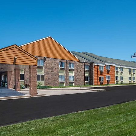 Sunset Inn & Suites Линкольн Экстерьер фото
